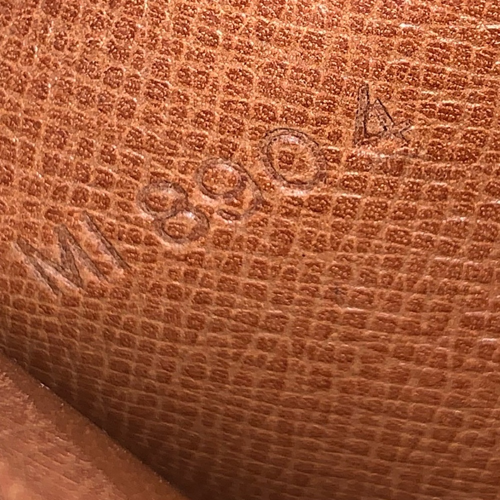 Louis Vuitton Monogram Compact Wallet ๐๐บ - Picture 9 of 12